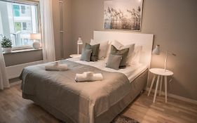 Sky Hotel Apartments Valla Bersa